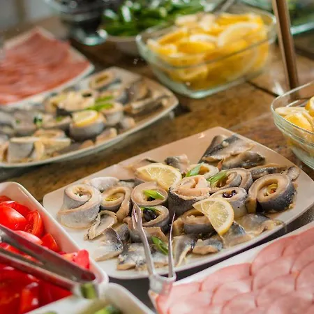 Platinum & Casino 4* Napospart