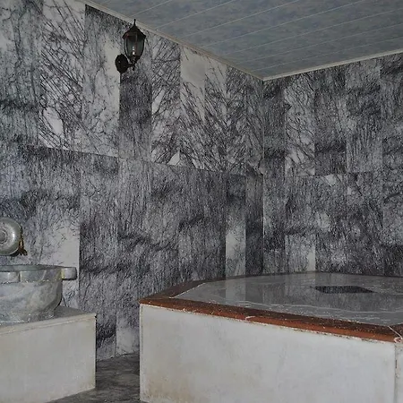 Szálloda Platinum & Casino 4*