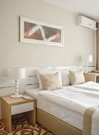 Szálloda Platinum & Casino 4*