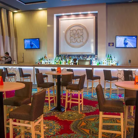 Platinum & Casino 4*