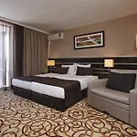 Hotel Platinum & Casino