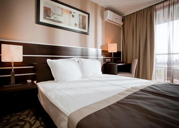 Platinum & Casino מלון סאני ביץ'