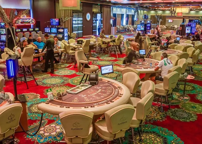 מלון Platinum & Casino