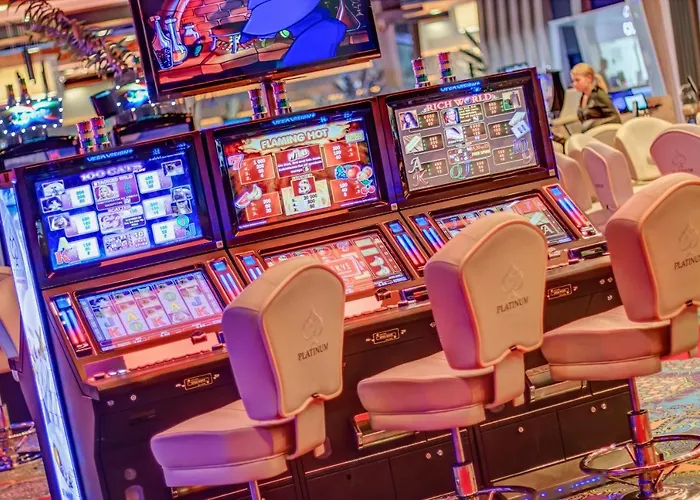 Platinum & Casino מלון סאני ביץ'